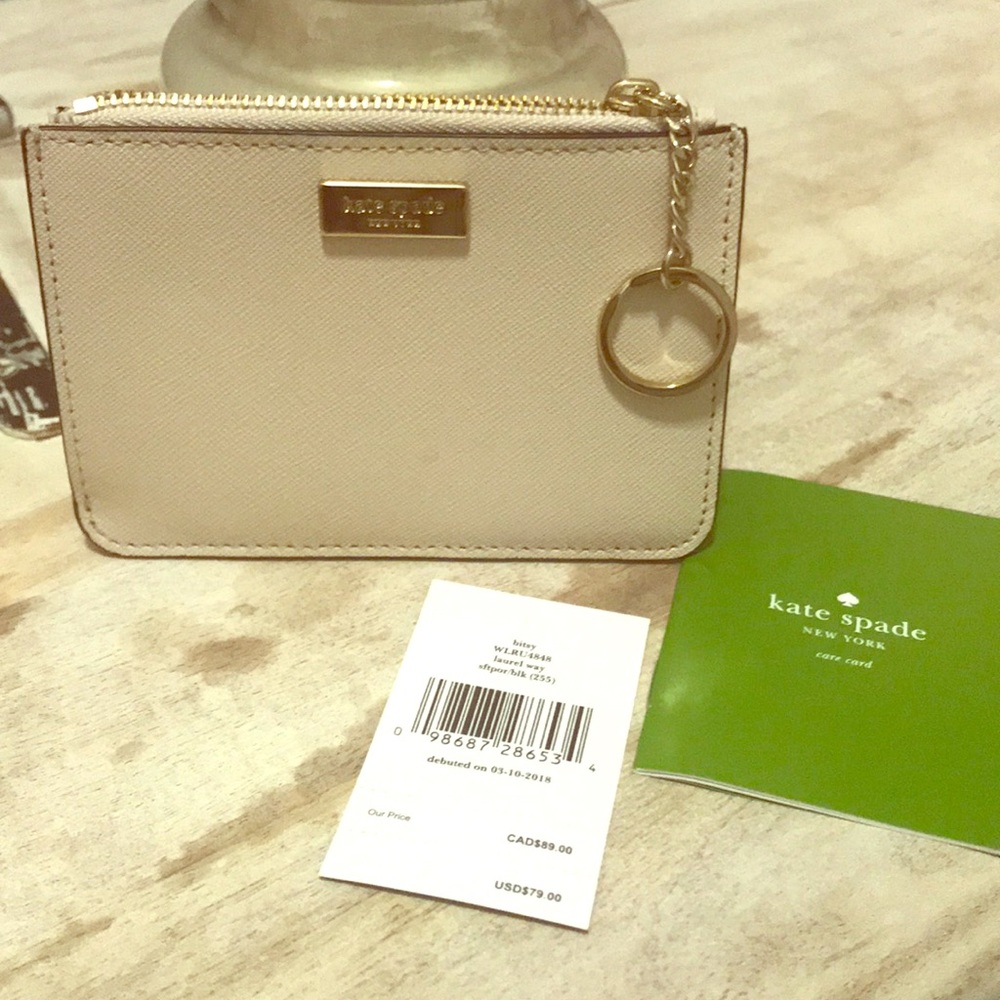 NWT Kate Spade Tan and Black key chain wallet